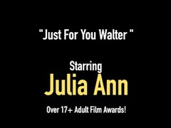 Adult Milf Icon Julia Ann Dildo Drills For A Loyal Fan! Thumb