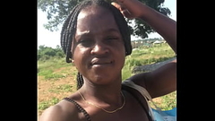 Crazybitch enjoys twerking her big ass outdoor Thumb