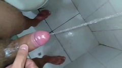 No tesao usando masturbador Thumb