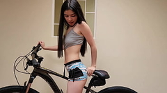 teaches her to ride a bike in tight underwear, tight pajamas, sexy ass, beautiful woman gets fucked Thumb