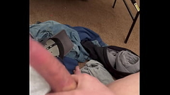 Assdestoyer69 loves pussy Thumb