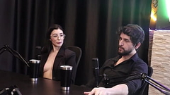 Atualmente est&atilde_o atr&aacute_s de uma namorada para ela, e em outro momento, comeram a buceta dela por horas, e o BDSM... - Angel &amp_ Jhonny Wylker (SHEER Thumb
