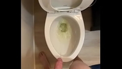 A quick Piss Thumb