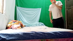 mi padrastro esta de compras!! ven te invito para divertirnos... hagamos una pijamada con mascaras y pongamonos sucios - PORNO REAL CASERO Thumb