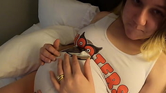 I creampied my 9 months pregnant wife after she told me that she gave a guy at Hooters a BJ in the Men'_s bathroom Thumb