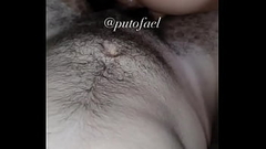 Novinho caralhudo gemendo com sentada de mineirinho puto Thumb