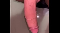 Garoto solo mostrando seu pau grande na cam Thumb