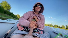 Quick handjob on the boat Thumb