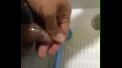 Jugando con mi minipolla muy colocado Thumb