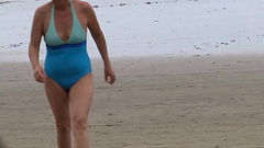 It excites me to show myself on the beach, make the cocks hard and take some stranger to fuck me Thumb