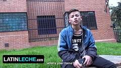 Latin Leche - Latino Photographer Offers Stranger A Pleasurable Way To Earn Some Bucks Thumb