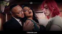 Hot mixed gender threesome with Jean Hollywood and Jessy Dubai Thumb