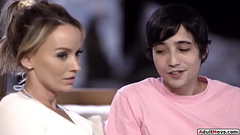 Stepson keeps stepmom going through sex Thumb