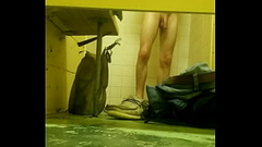 Guy with massive dick spied showering Thumb