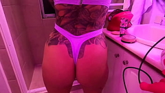 Learn to make yourself beautiful, hot, and sexy with Dany Jimenez. The beautiful Colombian model in her privacy Thumb