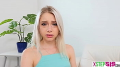 Teen stepsister Scarlett Hampton wanted to get back her boyfriend by taking pics with my dick Thumb