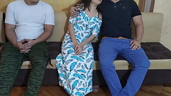 Esposa es Follada al frente de Su Marido cornudo Cuando este se Quedo Descansando -  Esposa mala y Puta Madura Caliente NTR Jav Thumb