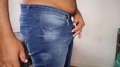 BULGE ON JEANS Thumb
