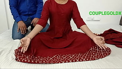 योगा क्लास रूम में कोई नया टीचर आय हैं वो बहुत खुश करता है Thumb