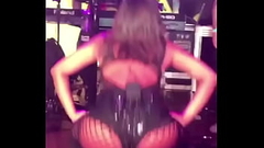 Anitta rebolando demais Thumb
