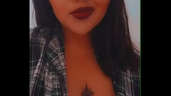 Sexy Native Major Cleavage Thumb
