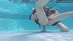Minnie Manga takes dick underwater Thumb