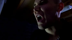 Bande annonce - Diego, deux bons trous d'_une salope sous l'_emprise de Tiron le vampire Thumb