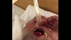 Gringo tomando mi leche Thumb