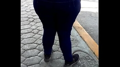 Culona en la calle Thumb