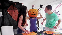 Stepmom'_s Head Stucked In Halloween Pumpkin, Stepson Helps With His Big Dick! - Tia Cyrus, Johnny Thumb