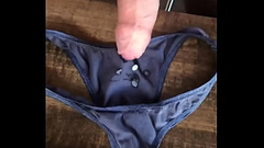 Wanking over her blue cotton panties Thumb