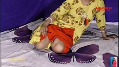 Indian hot sexy bhabi ko kutia banaker choda bhabi desi land se chud ker sex ka maja leya Thumb