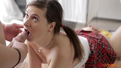 18videoz - Doublefucking teen Vika Volkova in fishnets Thumb