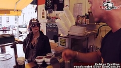 Deutsches Instagram girl erpresst Fan zum Sex und schleppt ihn ab Thumb